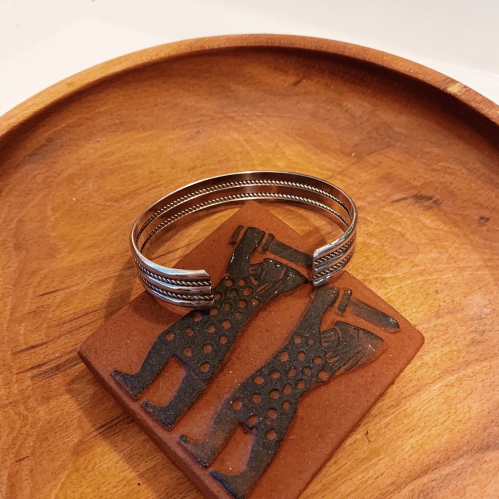 Silver Bangle - Picture 2 of 2
